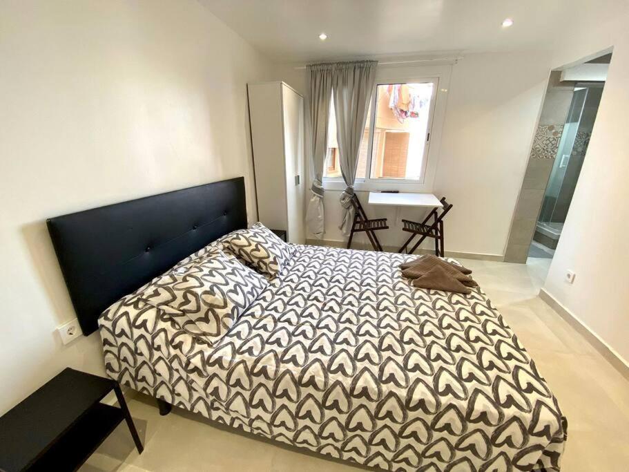 Apartamentos Con Bano Privado Frente Al Metro L5 Barcelona-Hospitalet L'Hospitalet de Llobregat Eksteriør bilde
