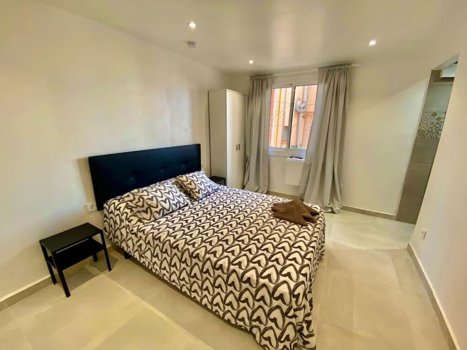 Apartamentos Con Bano Privado Frente Al Metro L5 Barcelona-Hospitalet L'Hospitalet de Llobregat Eksteriør bilde